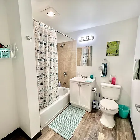 Private Room With Shared Bathroom On The 1St Floor 10 Minutes Walk To University Of Washington Seattle Exterior foto