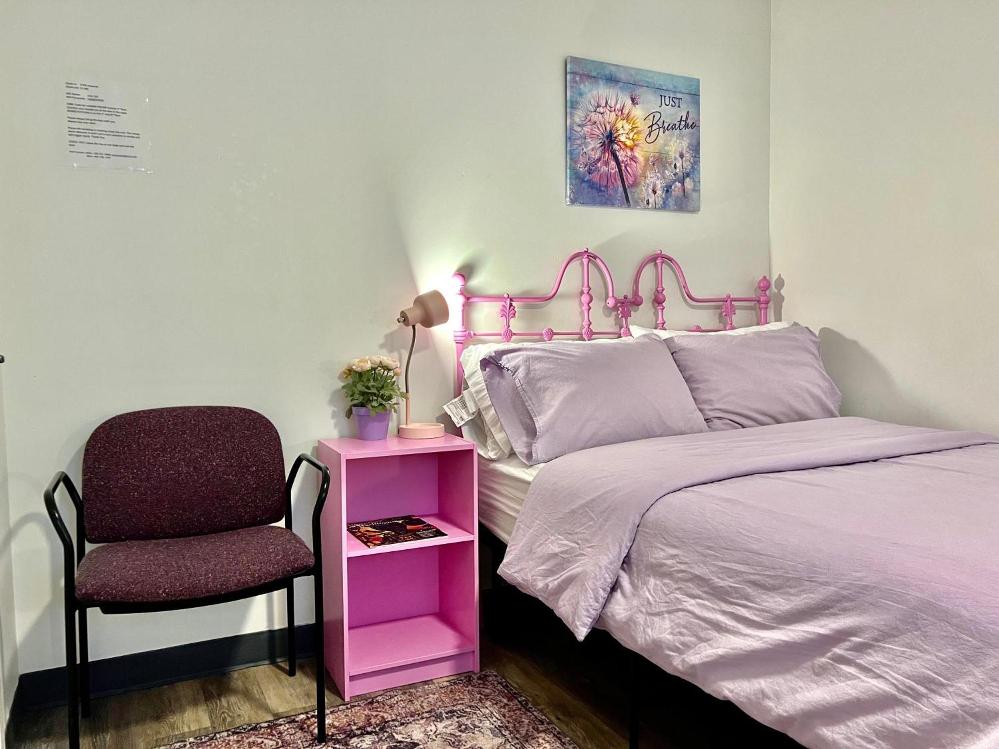 Private With Shared Bathroom On The 1st Floor 10 Minutes Walk To Of Washington Apartment *